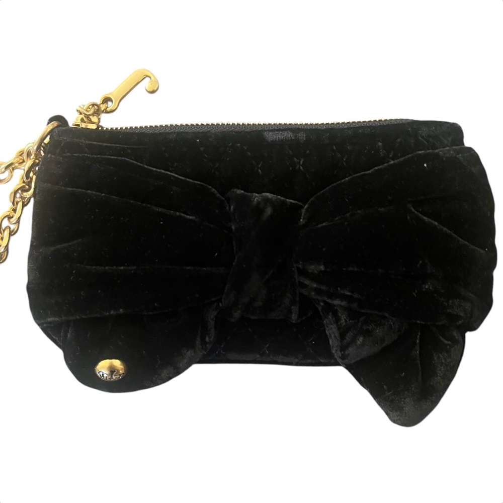JUICY COUTURE Velvet Quilted Bow Wristlet Purse